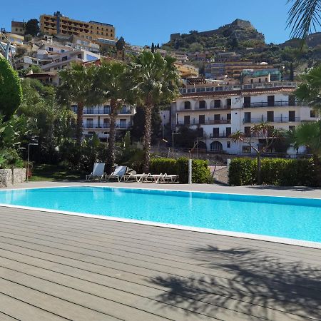 Minerva Luxury Apartment & Tulipan Apartment By Taormina Holidays Екстер'єр фото
