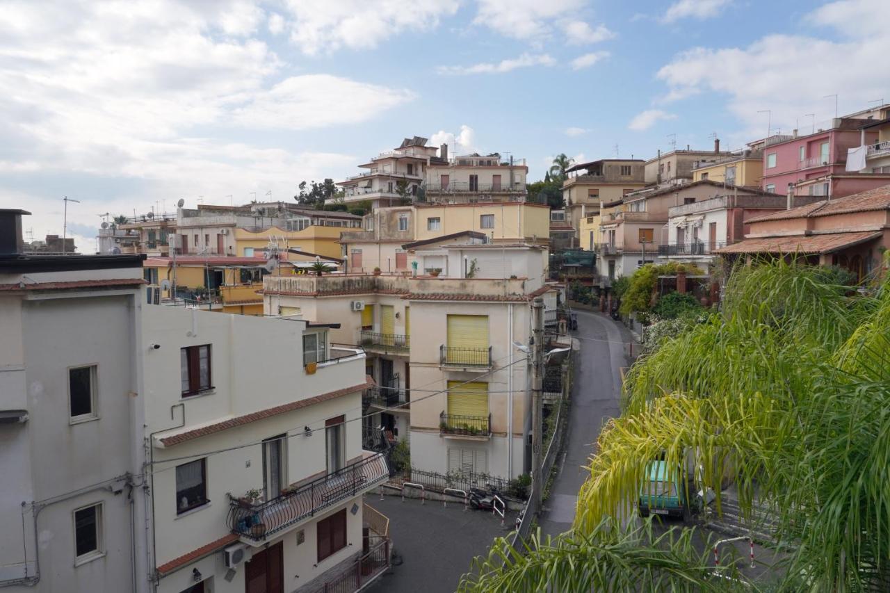 Minerva Luxury Apartment & Tulipan Apartment By Taormina Holidays Екстер'єр фото