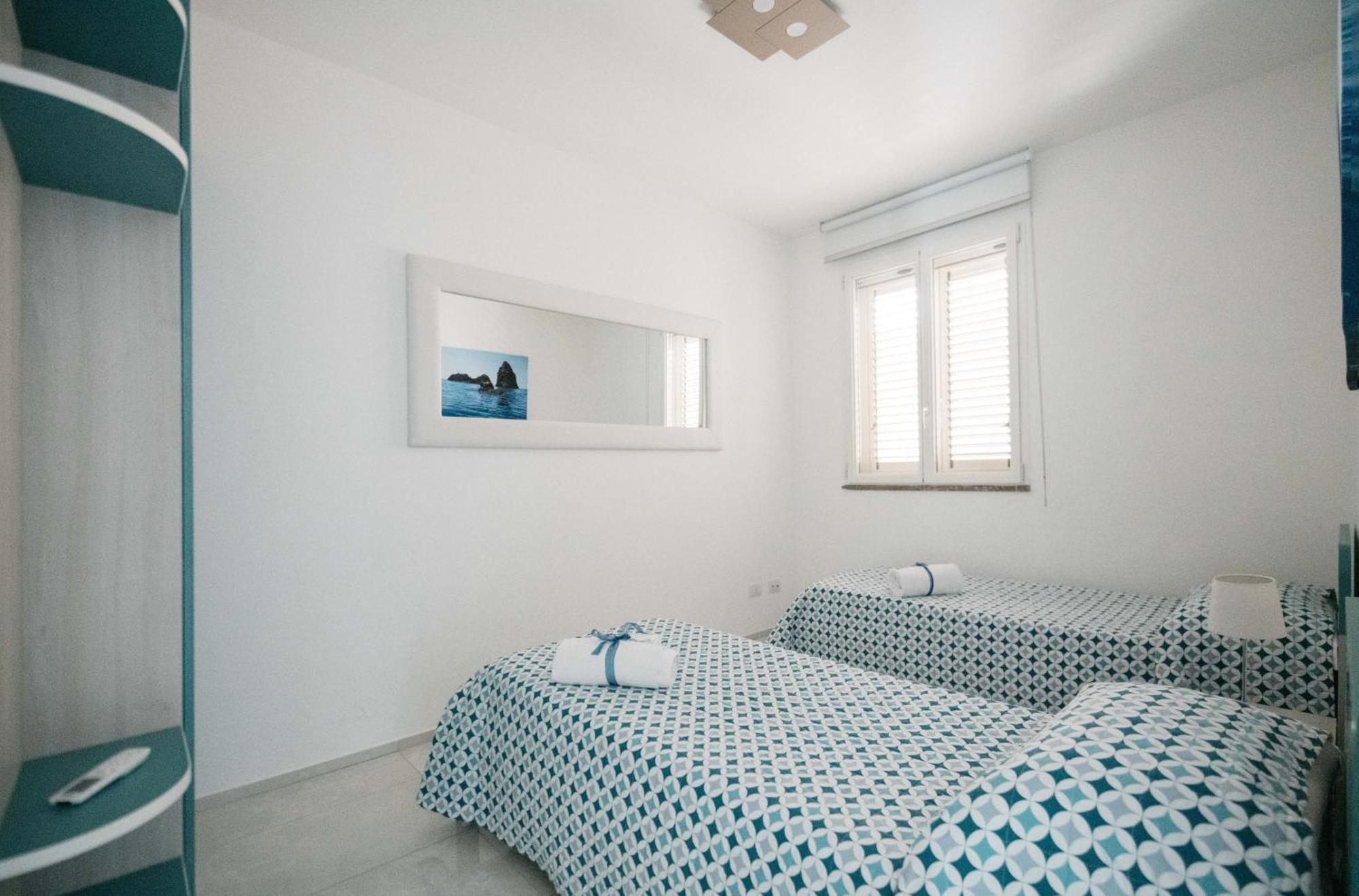 Minerva Luxury Apartment & Tulipan Apartment By Taormina Holidays Екстер'єр фото