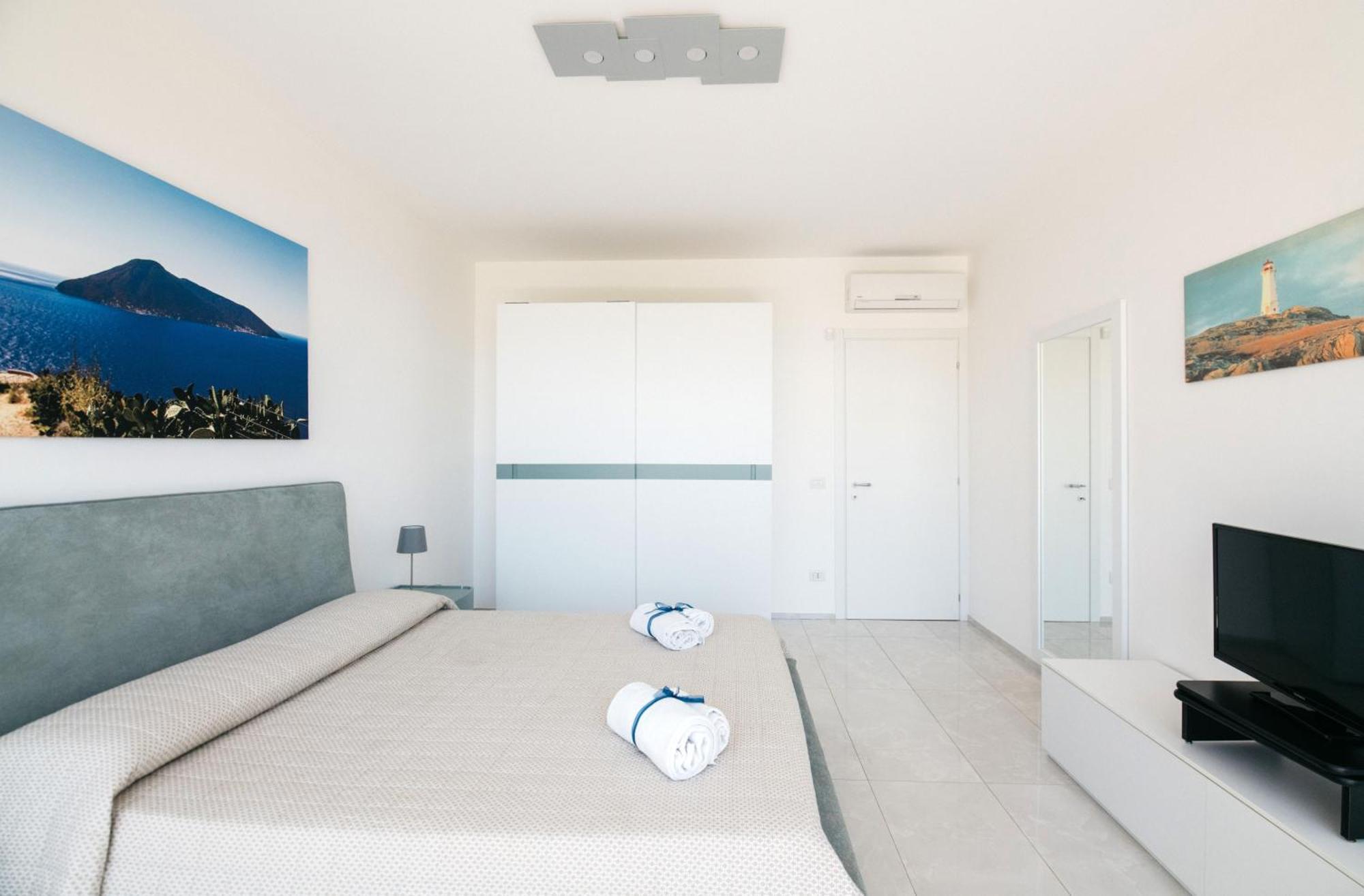 Minerva Luxury Apartment & Tulipan Apartment By Taormina Holidays Екстер'єр фото