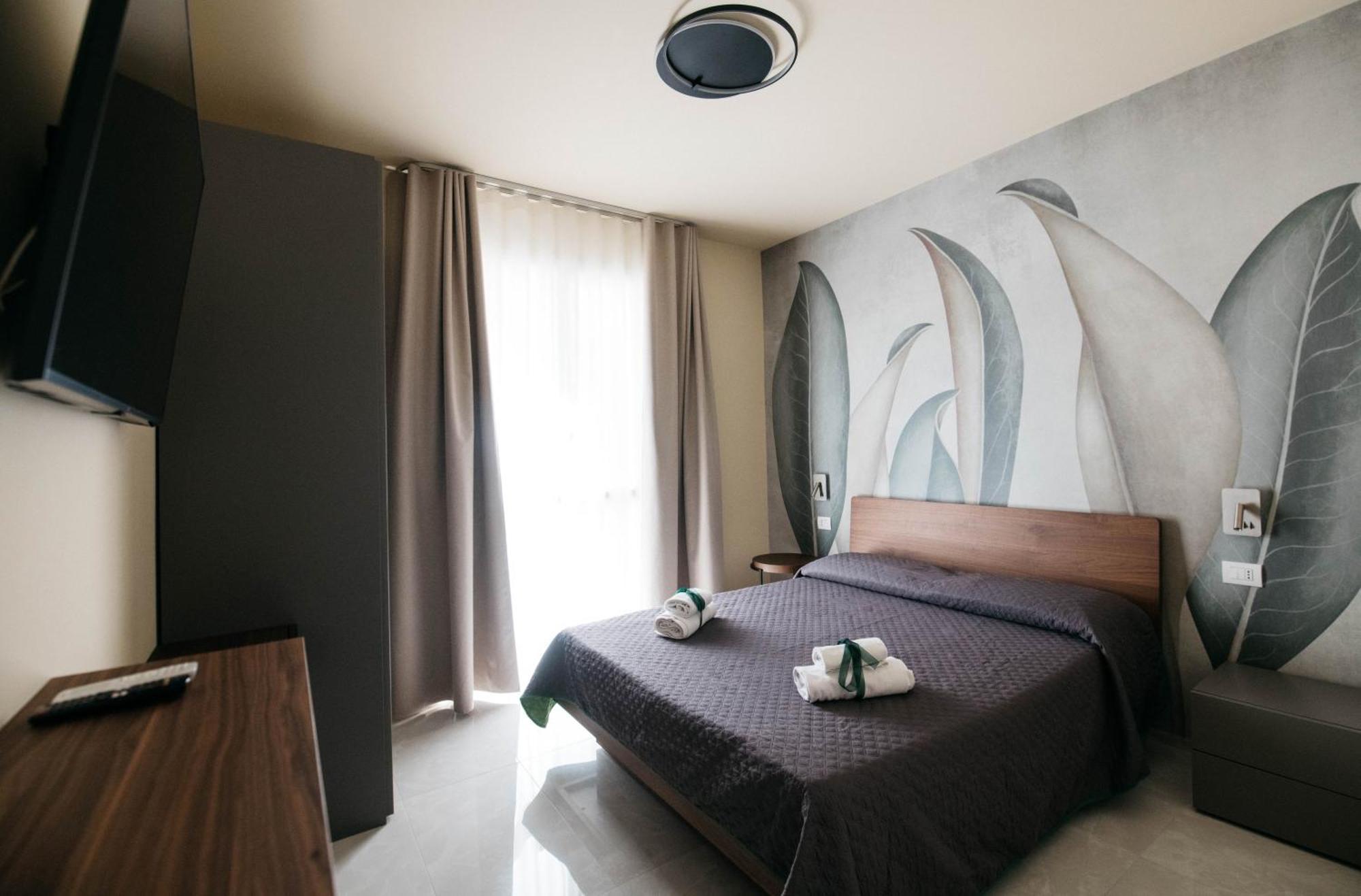 Minerva Luxury Apartment & Tulipan Apartment By Taormina Holidays Екстер'єр фото