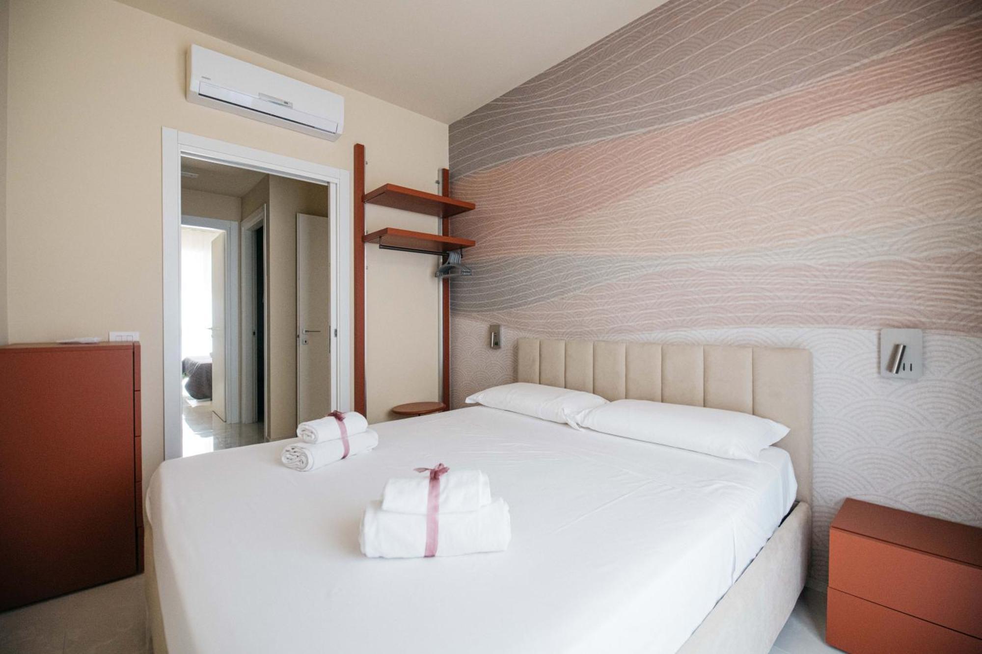 Minerva Luxury Apartment & Tulipan Apartment By Taormina Holidays Екстер'єр фото