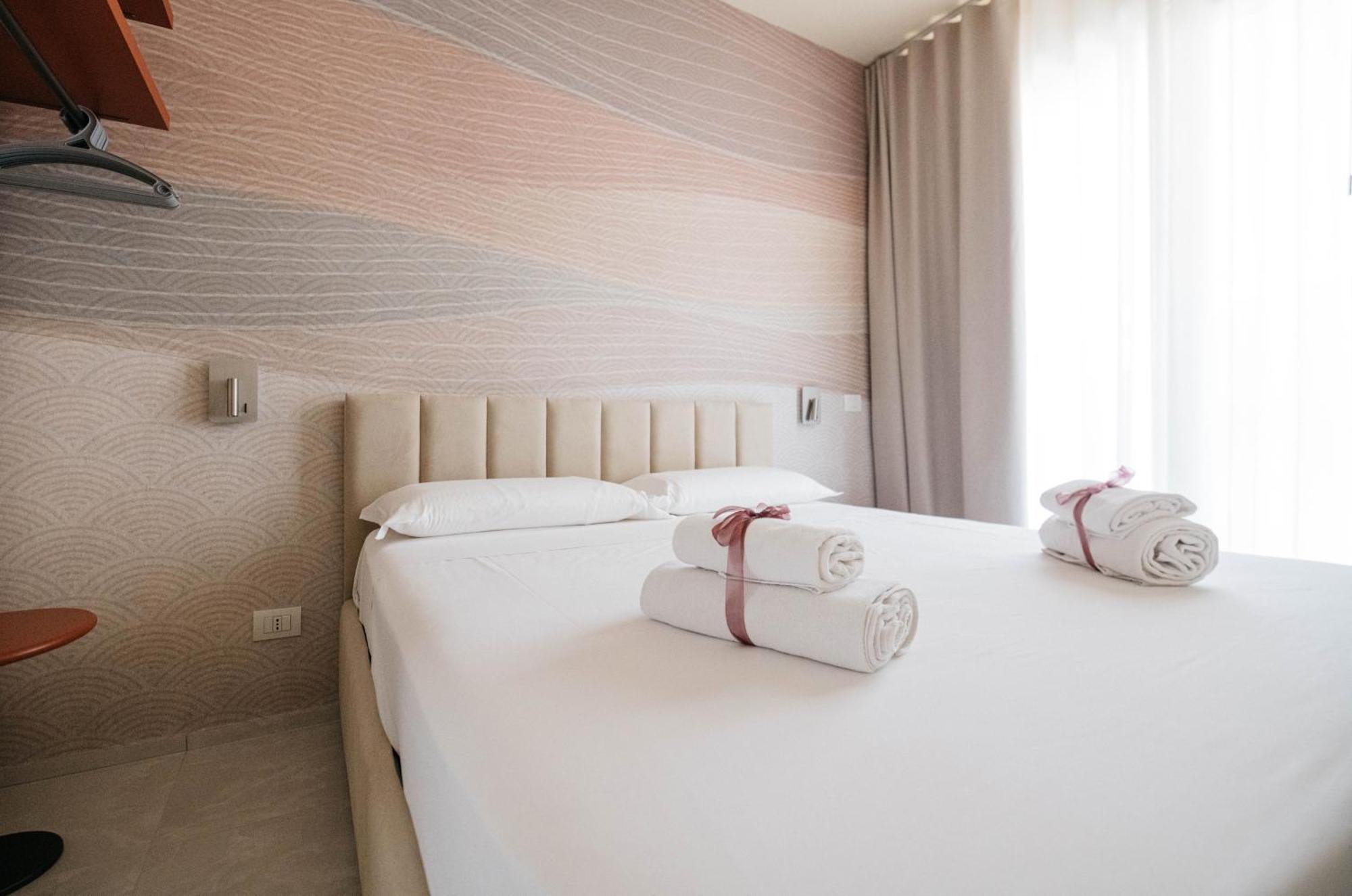 Minerva Luxury Apartment & Tulipan Apartment By Taormina Holidays Екстер'єр фото